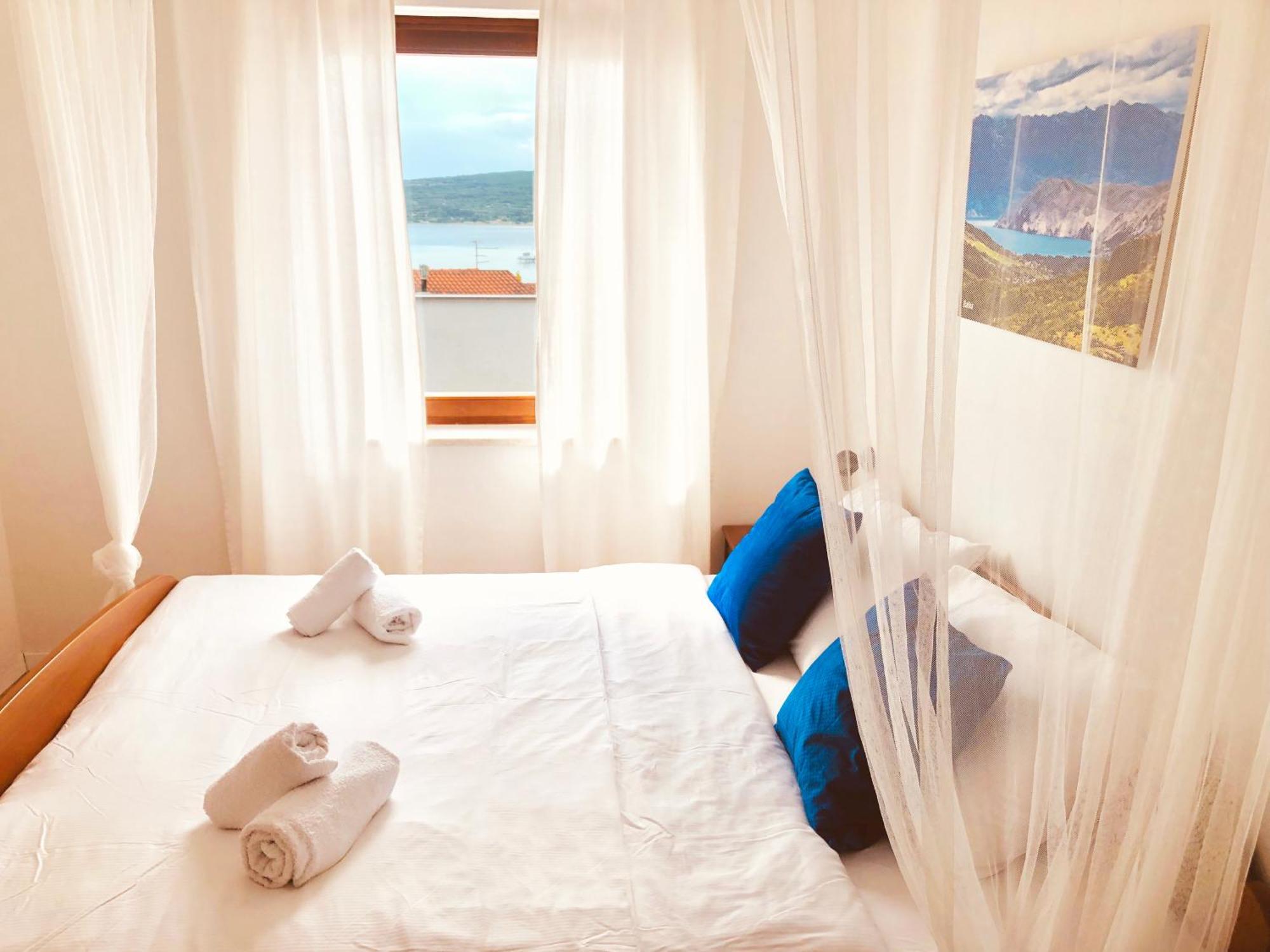 Apartments Monika Bed&Breakfast 145 Punat Ngoại thất bức ảnh